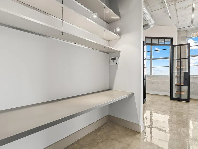 445 N Andrews Ave #404 — Photo 11