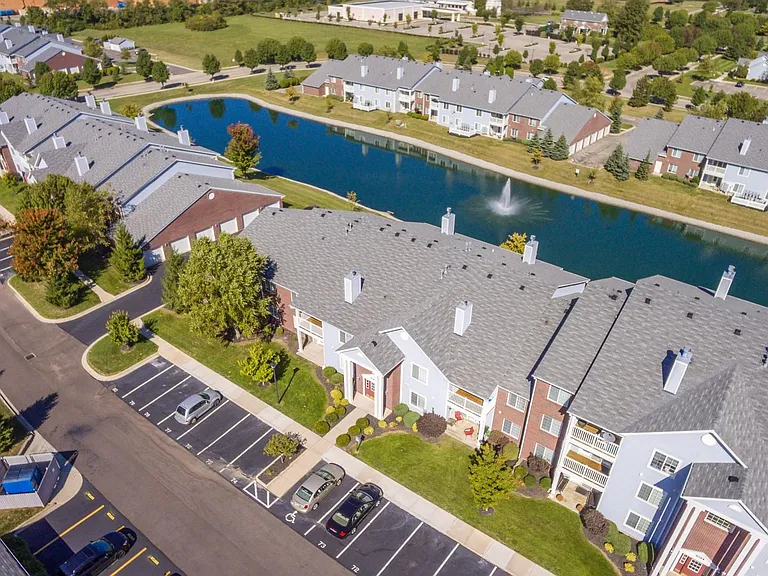 3048 Westminster Dr #101 — Photo 32