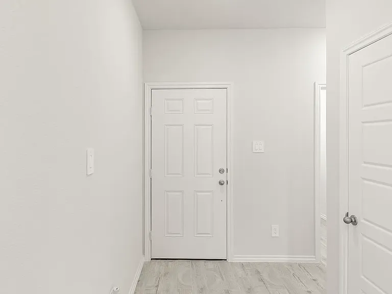 3311 Dahlia Dr — Photo 11