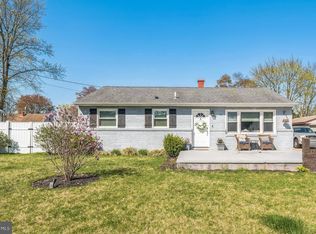 17 Gladwyn Rd, Marlton, NJ 08053