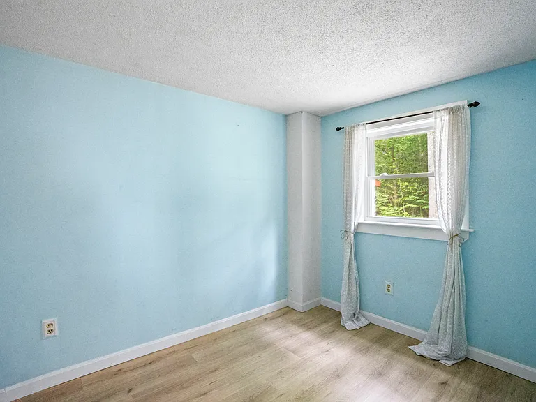 179 E Shore Dr — Photo 13