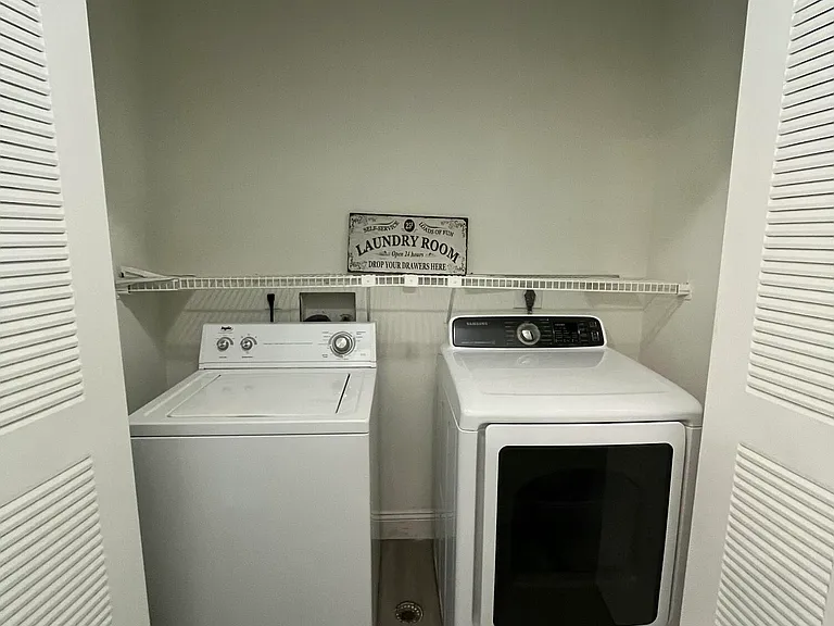 4305 Coral Springs Dr #2H — Photo 18