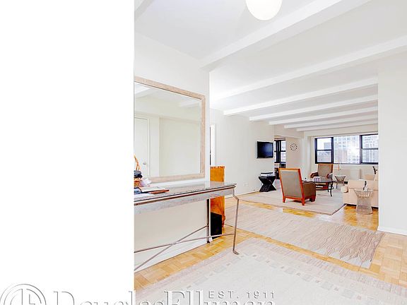 4th image of 1285 1st Ave #17F