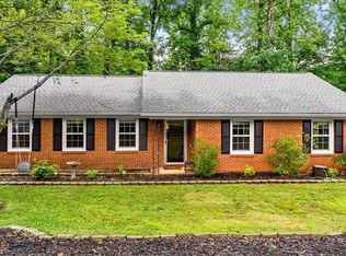 2004 Cottage Pl, Greensboro, NC 27455