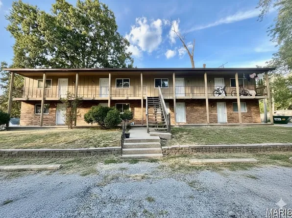 201 N Market St #6, New Athens, IL 62264