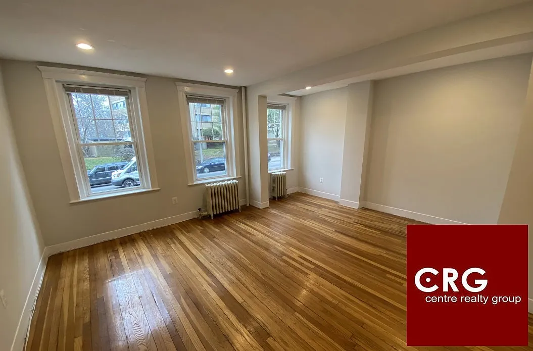 2 bed, 1.0 bath, 800 sqft, $2,700 — Photo 1