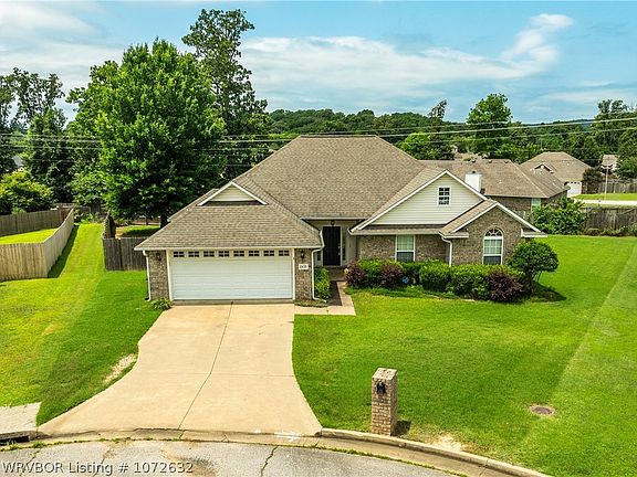 2nd image of 2435 Kaylonni Ln