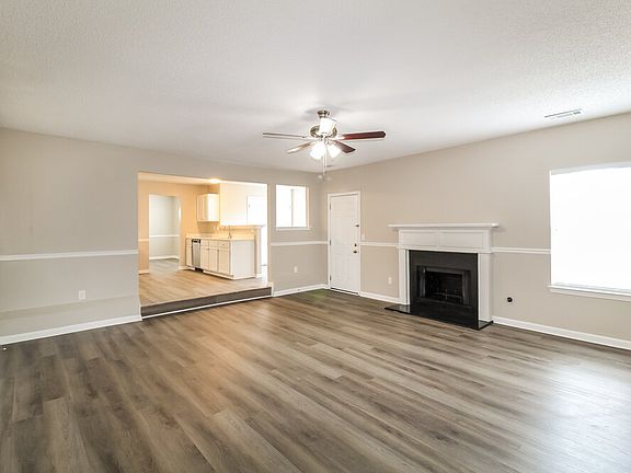 5th image of 6243 Sayler Park