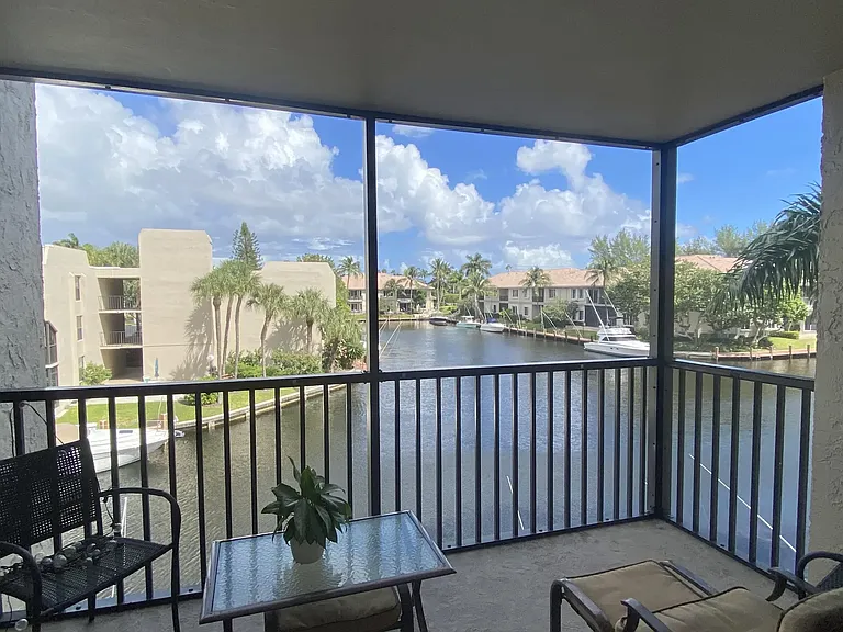 6 Royal Palm Way #307 — Photo 22