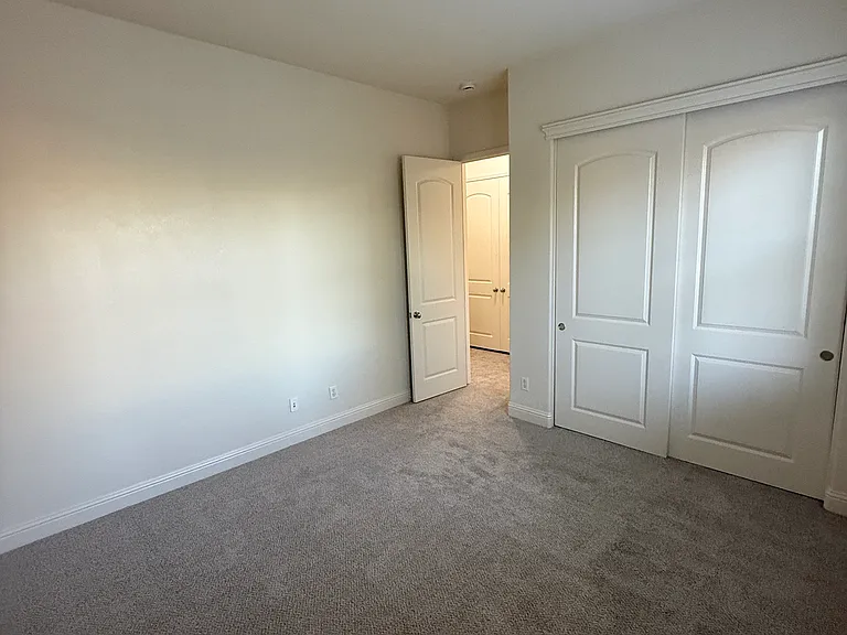 4711 Rustic Rd — Photo 12