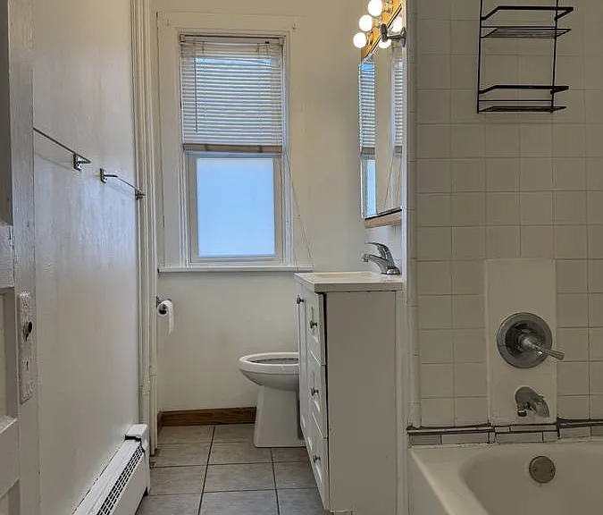1034 E Johnson St #1 — Photo 9