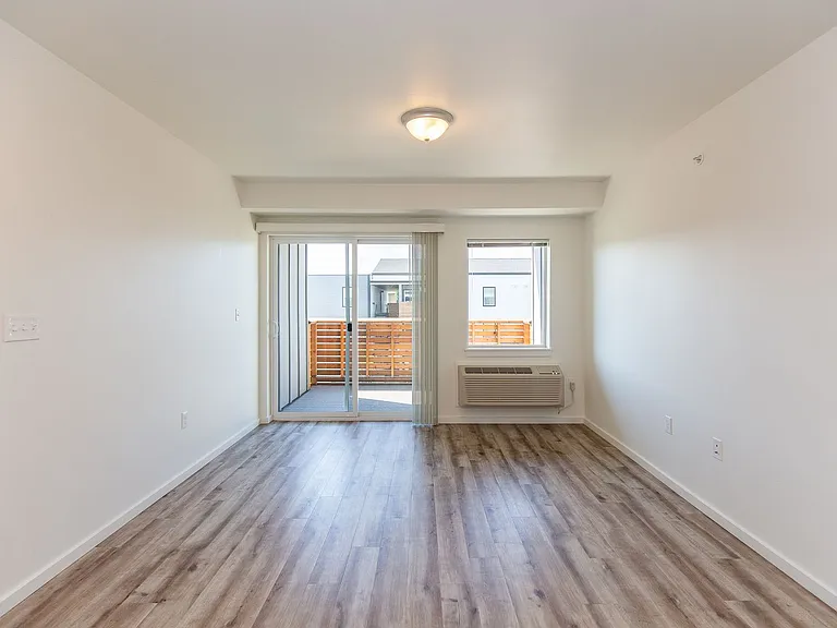 Cottonwood Corner Apartments — Photo 20