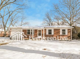 11686 Mimeaux Dr, Saint Louis, MO 63138