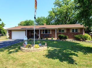 4106 Rosebush Ln, Saint Louis, MO 63129