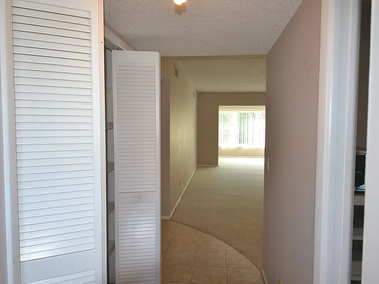 2471 Sumatran Way #25 — Photo 3