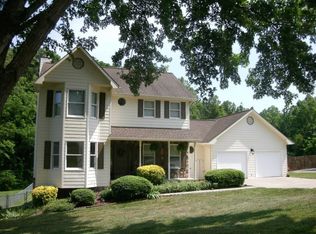 213 Worthington Dr, Kingsport, TN 37663