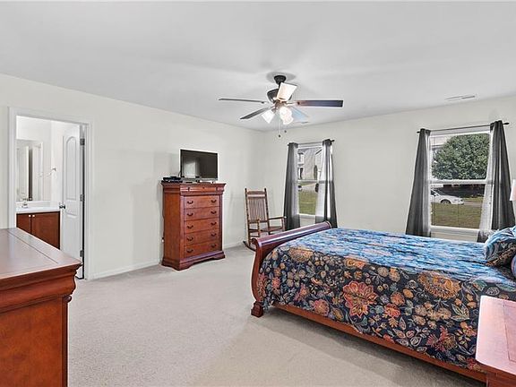 3rd image of 5955 Odenton Ln