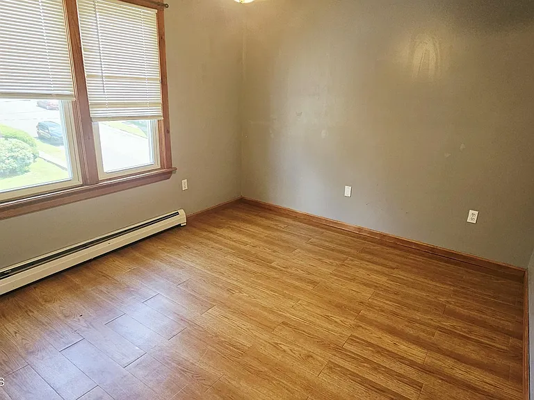 1631 Vine St — Photo 20