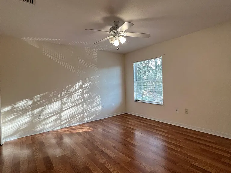 3986 Rollingsford Cir — Photo 42