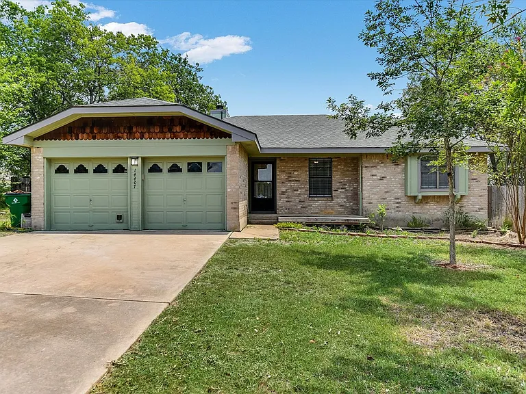 14407 Citron Cv — Photo 19