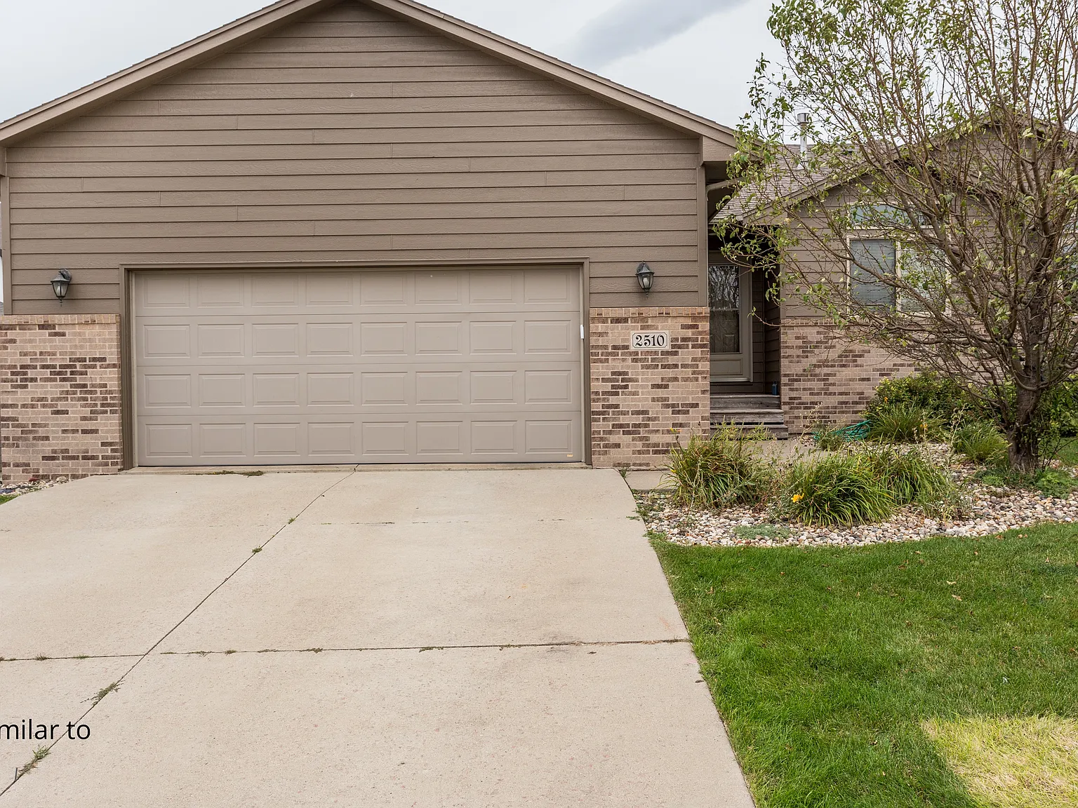 4 bed, 2064 sqft, $2,100 — Photo 1