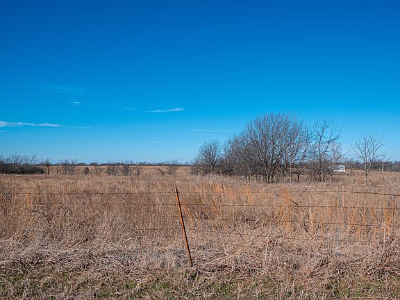 5th image of 5931 N 440th Rd