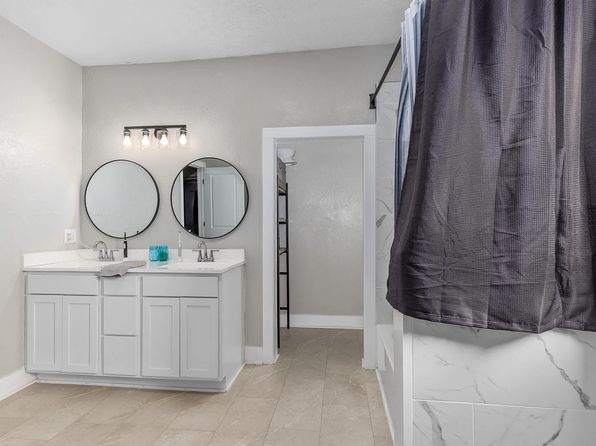 343 Spencer St NE #1