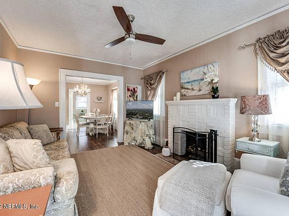 4th image of 1077R Orleans Ct