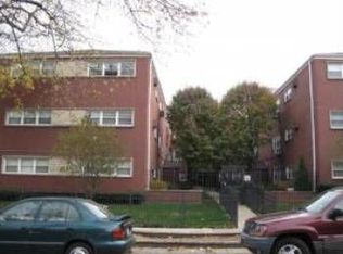 6969 N Ashland Ave #205, Chicago, IL 60626