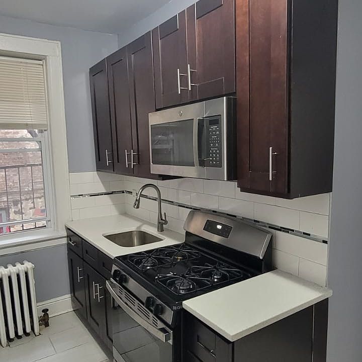 1st image of 251 Lafayette Ave #5A