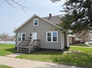 755 4th St SW, Valley City, ND 58072