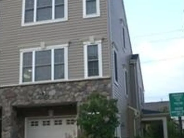 11224 Wortham Crest Cir #84, Manassas, VA 20109