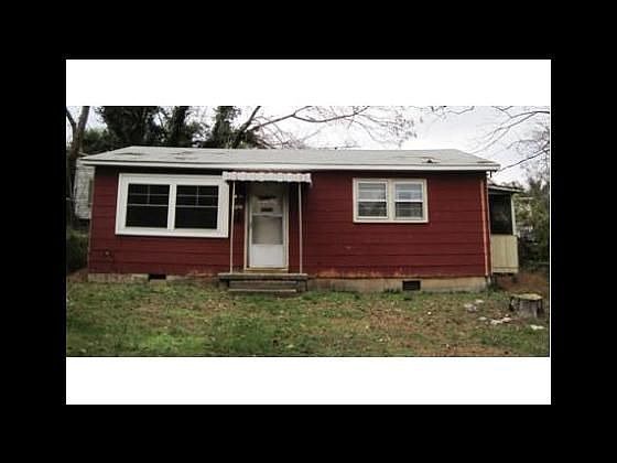 1st image of 103 8th Avenue Dr SE