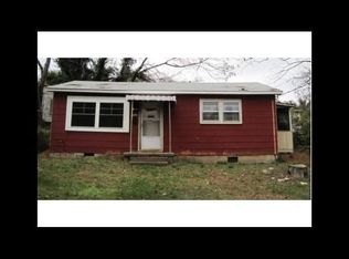 103 8th Avenue Dr SE, Hickory, NC 28602