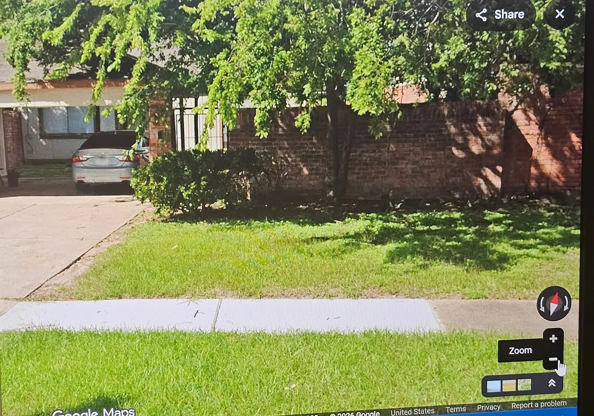 Building Photo - 13130 Newbrook Dr