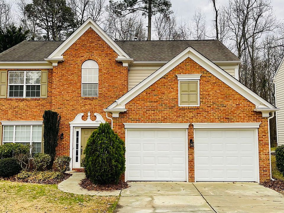 1st image of 9819 Hazelview Dr