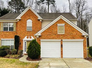 9819 Hazelview Dr, Charlotte, NC 28277
