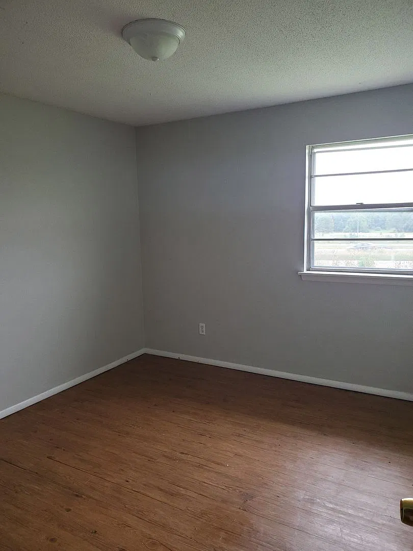 734 Demaret — Photo 2