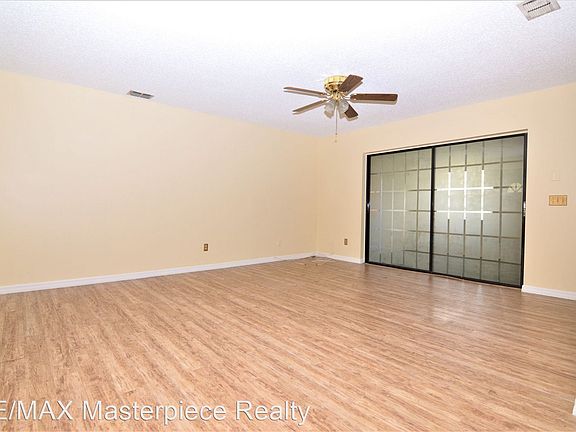 2nd image of 2611 SE Westmoreland Blvd