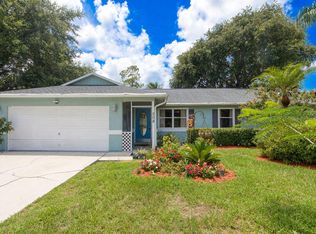 208 SE Sims Cir, Port Saint Lucie, FL 34984