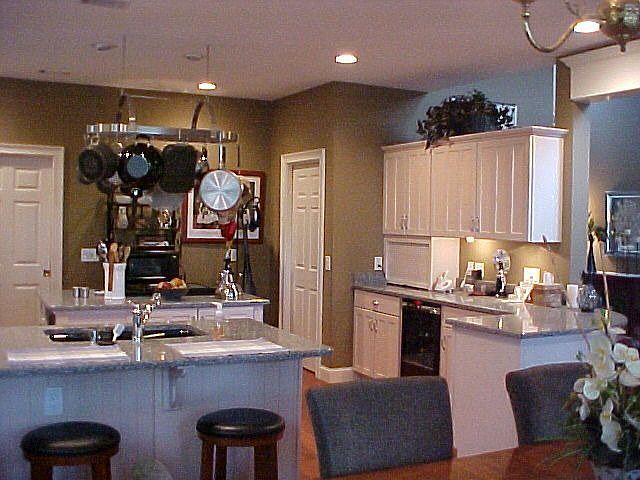 2nd image of 5 Sussex Ln