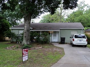 5518 Woodlark St, Houston, TX 77017