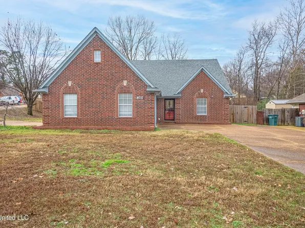 8717 Carriage Dr S, Southaven, MS 38671