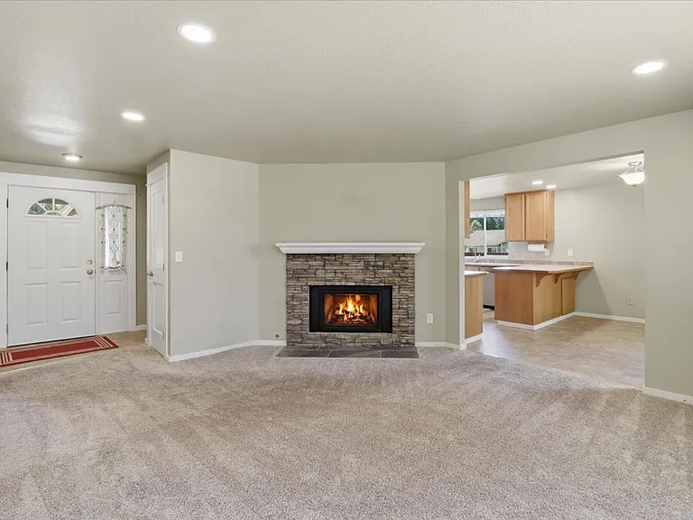 101 Paradise Pkwy — Photo 4