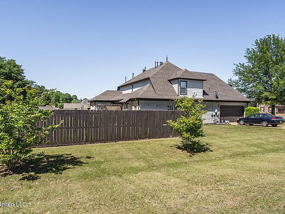 5th image of 8115 Caitlin Dr