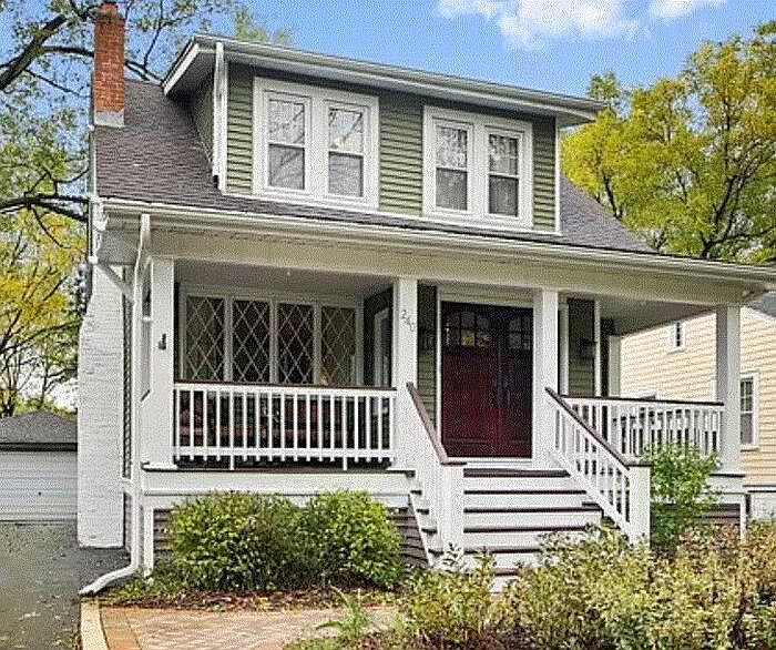1st image of 240 N Harvard Ave