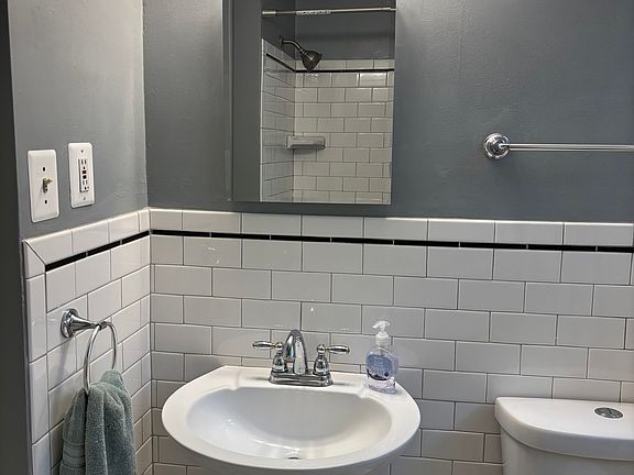 5th image of 3940 Fairfax Farms Rd