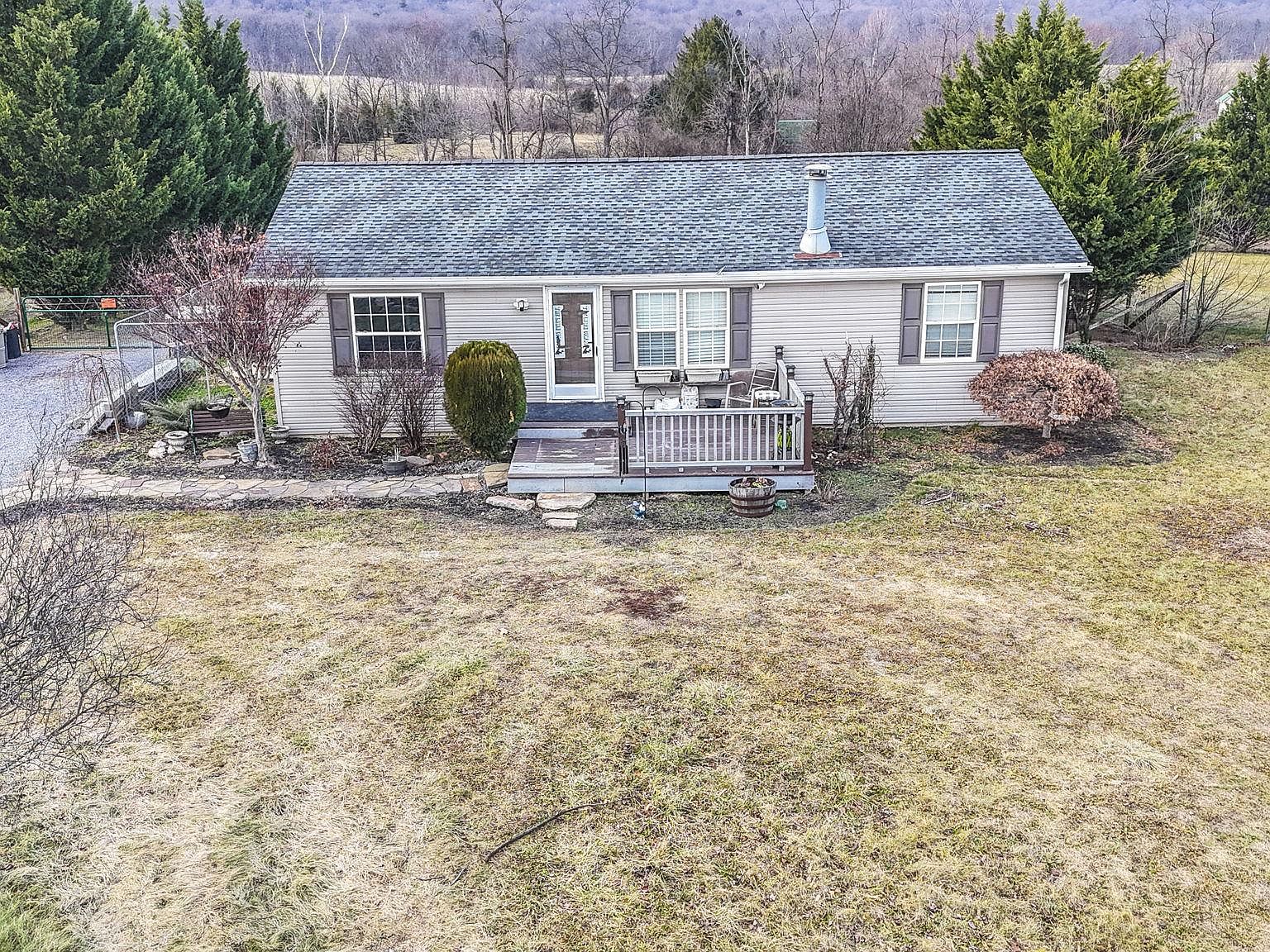 8855 N North Mountain Dr, Mercersburg, PA 17236 | Trulia Weather for mercersburg pa 17236