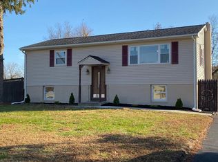 35 Longview Dr, Bridgeton, NJ 08302