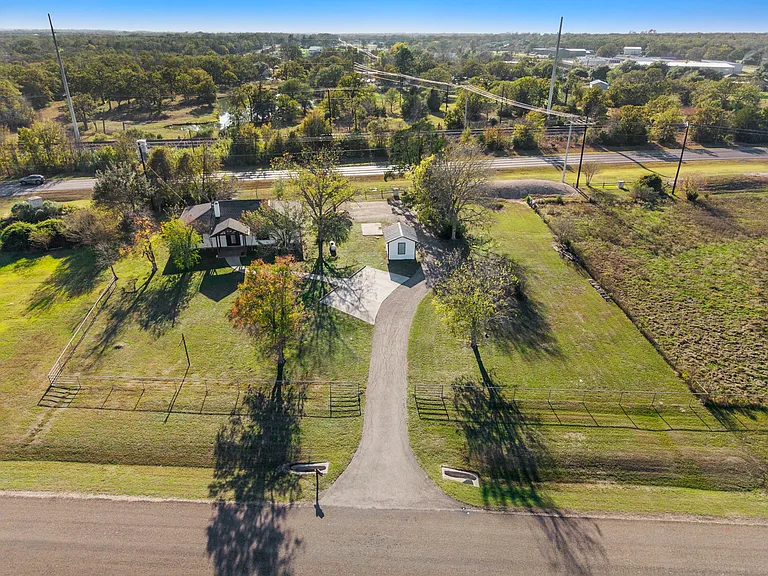 16452 Field Stone Ln — Photo 22